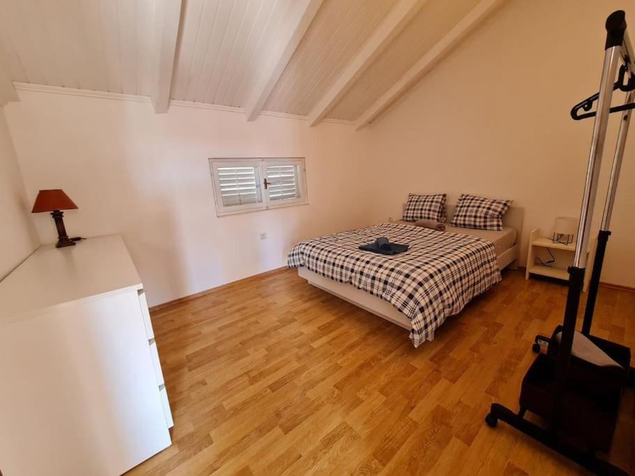 Prostorny Domov V Nejkrasnejsi Casti Chorvatska Apartment Vodice Ngoại thất bức ảnh